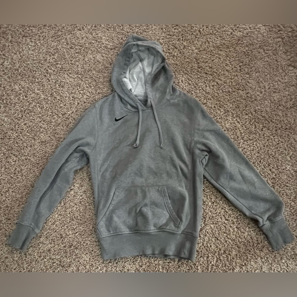nike hoddie